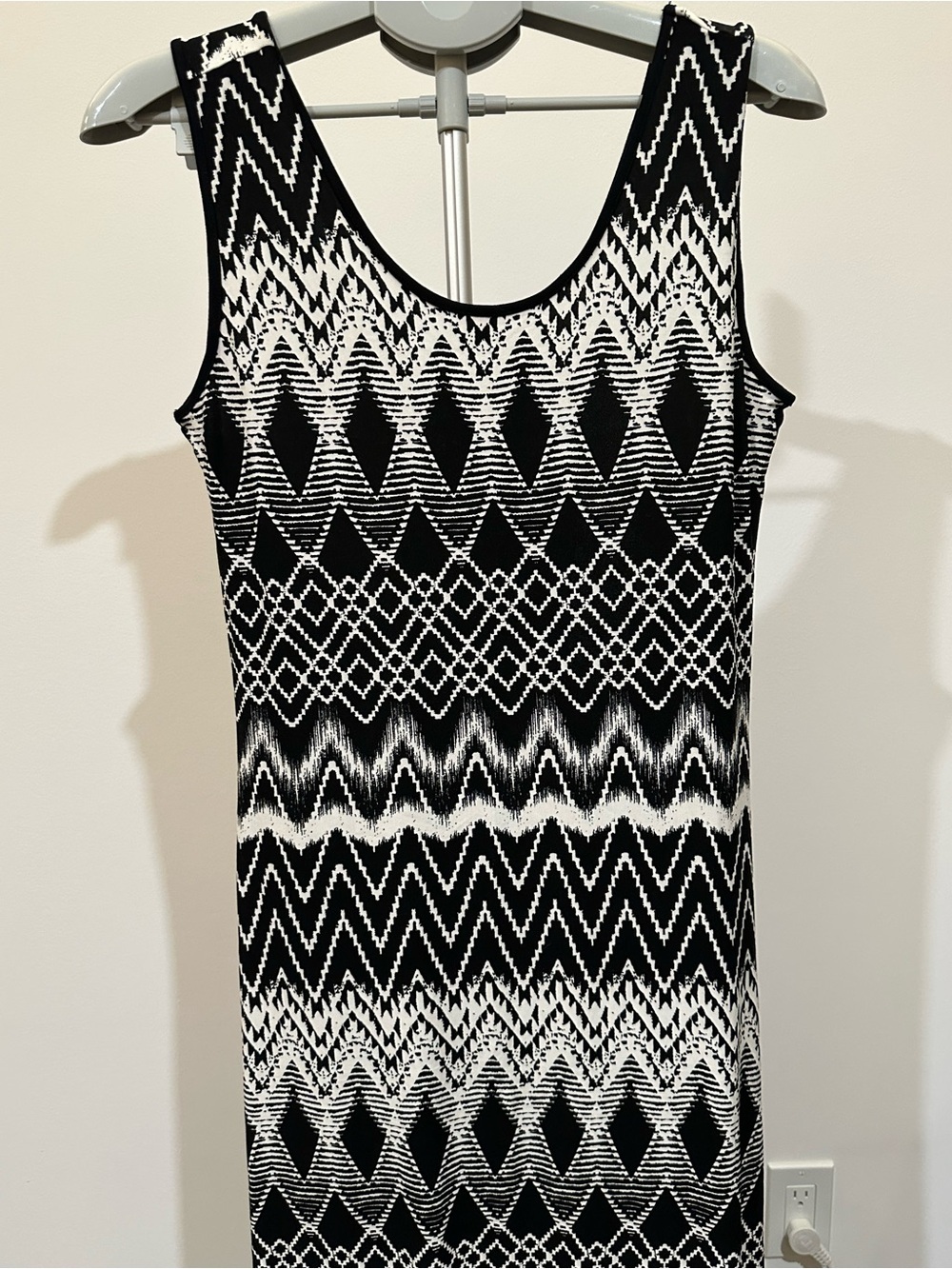Mario Serrani Black and White Geometric Midi Dress